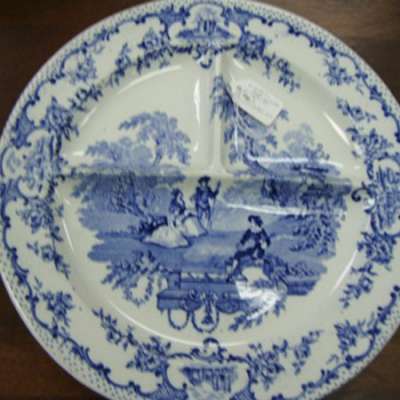 Large Ashworth Blue/white Chop Plate